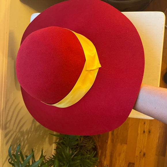 Carmen San Diego Costume BooHoo Red Trench - Picture 12 of 16